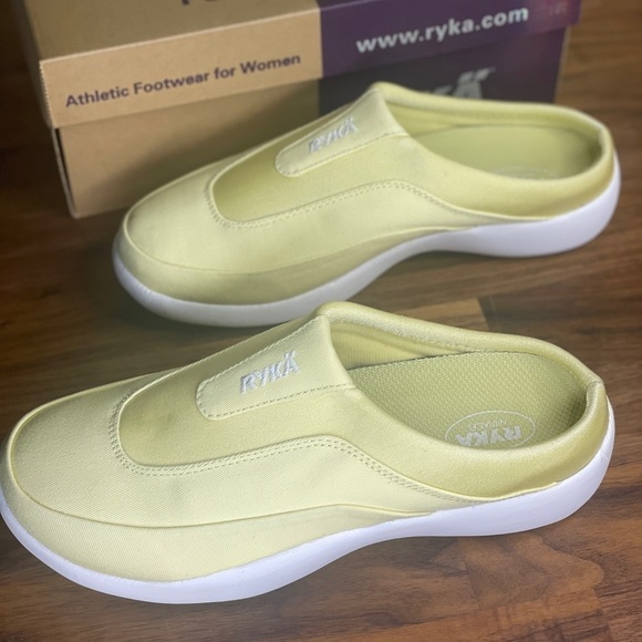 Ryka Yellow Slip On Sneaker Mule New With Box 8 Comfort - Picture 4 of 6